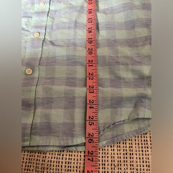 Faherty button down plaid shirt size small - Picture 4 of 5